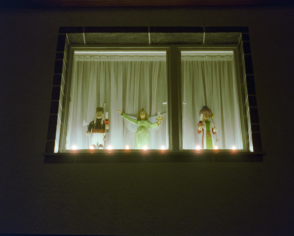 <p>2014/2020<br />
Cataloguing of illuminations in windows</p>
